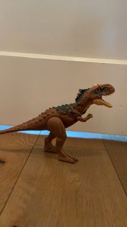 Rajasaurus Mattel Jurassic World Dominion Roar Strikers Rajasaurus Action Figure,