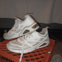 Men's Sketchers US size 10