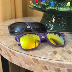 2 Pairs Of University Of Washington Plastic Sunglasses