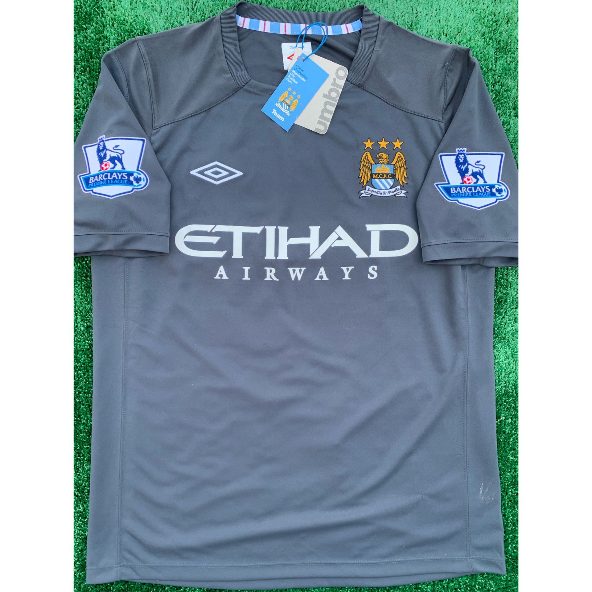 2010/11 Manchester City retro away soccer jersey