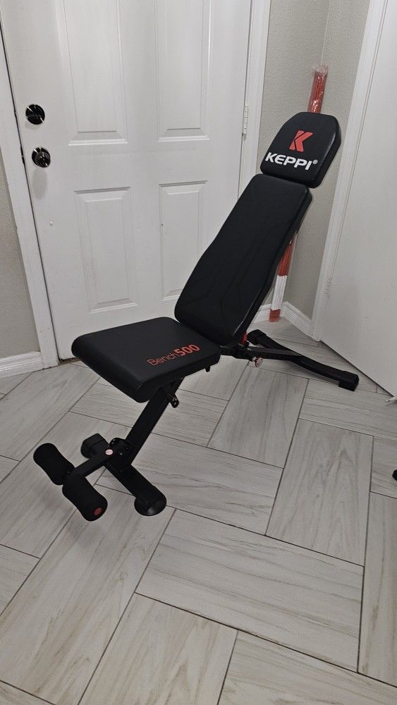 New Assembled Keppi 900LB Capacity Foldable Weight Bench.