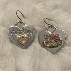 Silver Hello Kitty Heart Earrings 