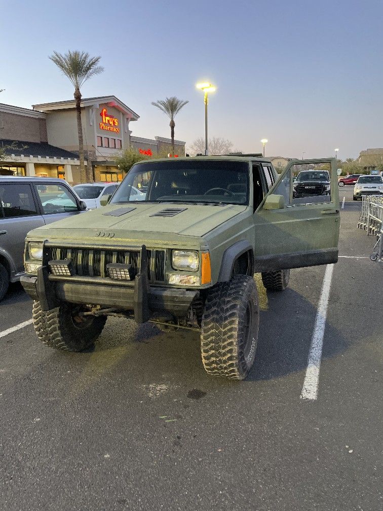 1987 Jeep Cherokee