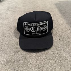 CHROME HEARTS MIAMI EXCLUSIVE HAT