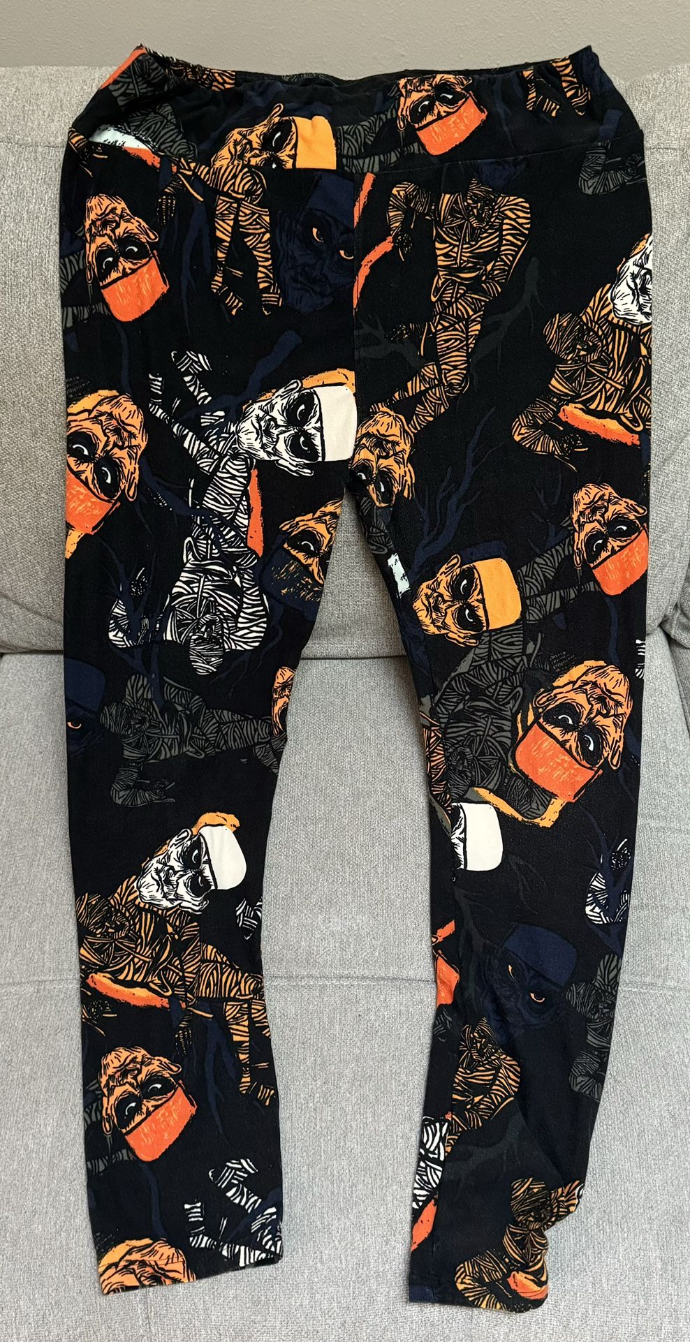 LulaRoe Size Tall & Curvy Halloween Leggings Just $5 xox