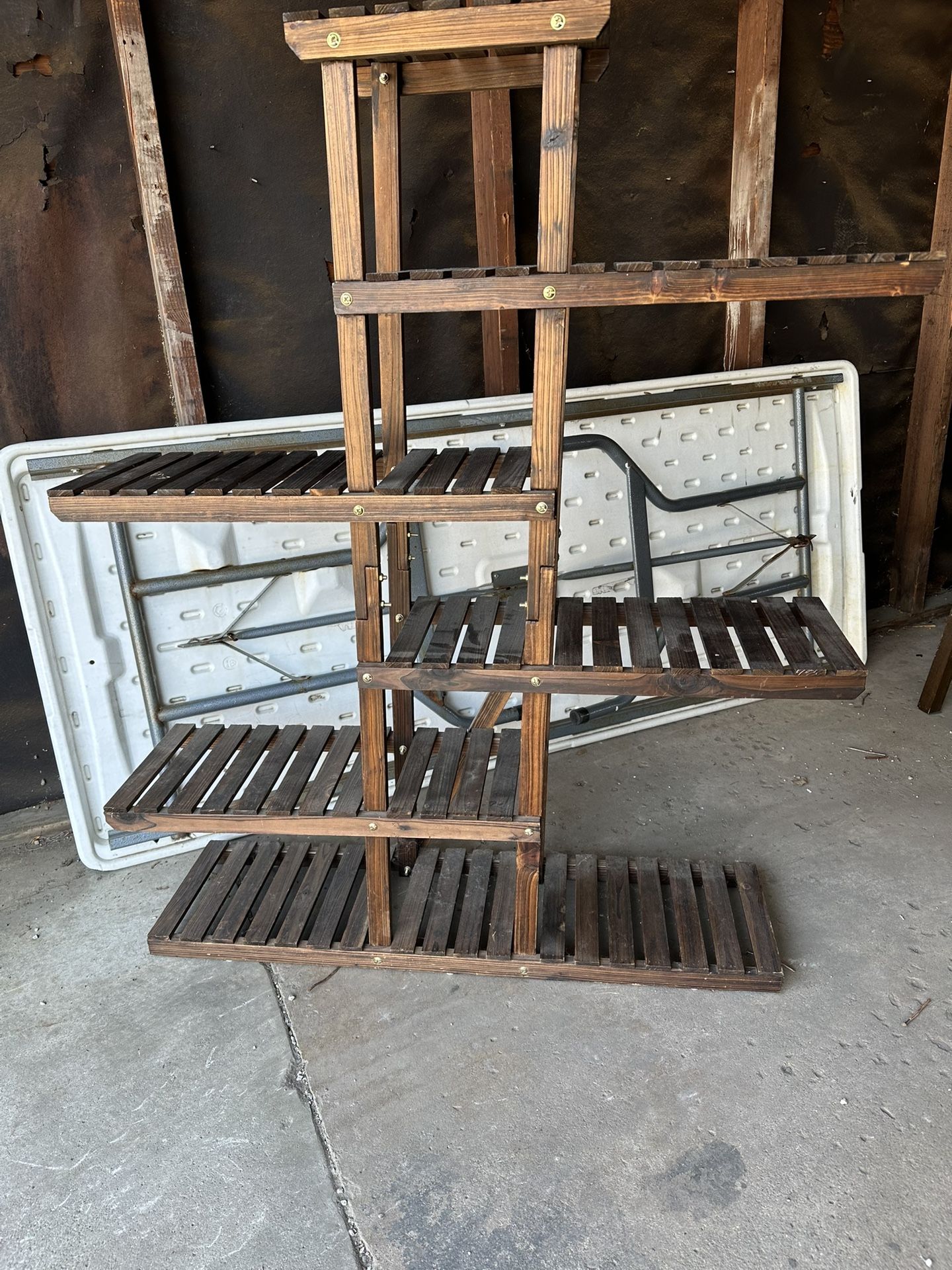 Used Stand For Fotos Or Flowers
