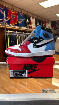 New Jordan 1 Fearless UNC Chicago size 9