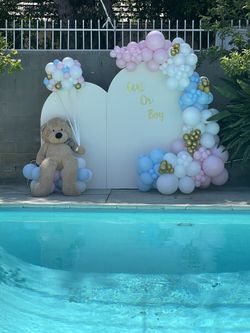 Chiara Backdrop And Balloon Garland