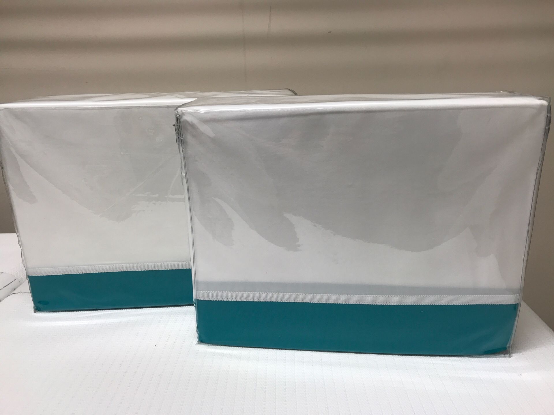 New Kate Spade NY “Grace” Sheet Set Full Size White With Turquoise Trim