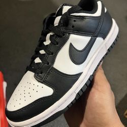 Nike Retro Dunk Low Panda Men’s 10.5