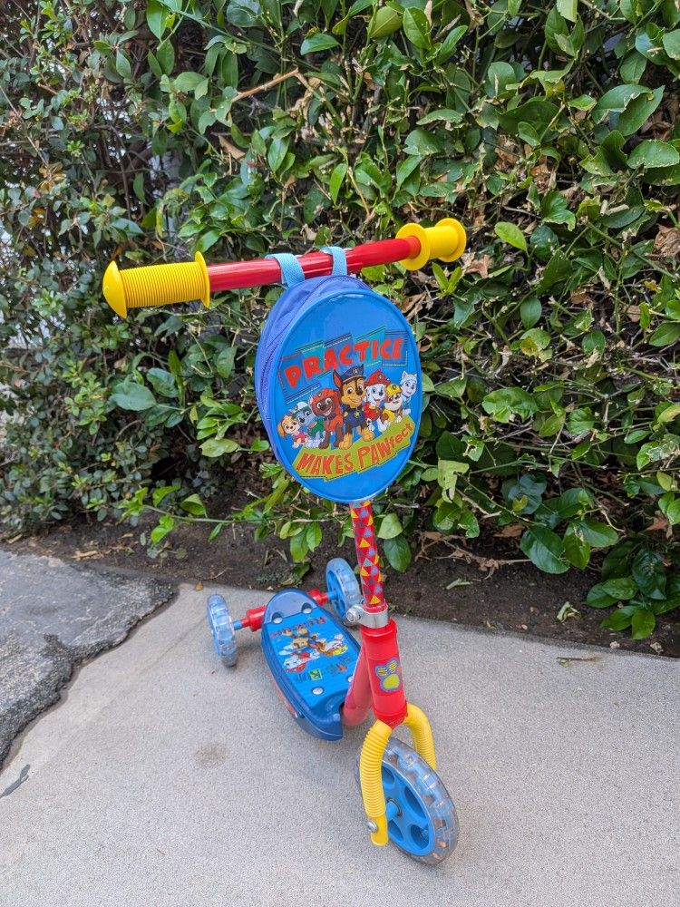 PAW PATROL 3-WHEEL SCOOTER FOR SALE!