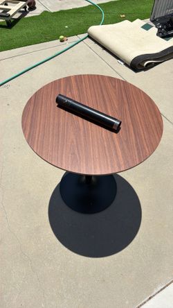 Round Bar Table.