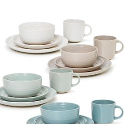 Dinnerware Set