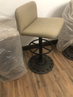 Iron Based bar stools (4)