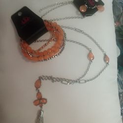 Necklace And Bracelet Set