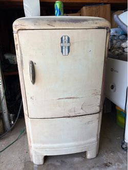 Vintage Refrigerator- Not working