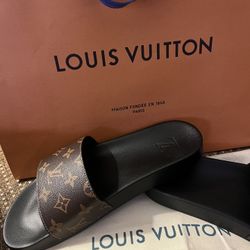 LV Sandalias