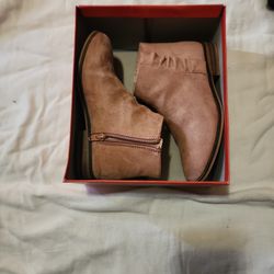 Ladies CAT and JACK boots