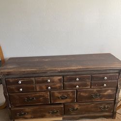 brown vintage dresser!!