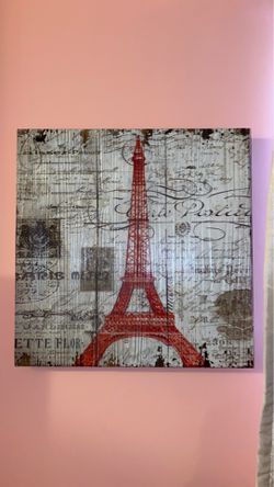 Eiffel Tower wall decor