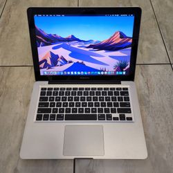 Apple MacBook Laptop 