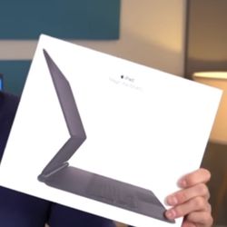 iPad Pro 11 M2 With Keyboard And Apple Pencil