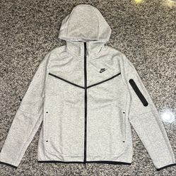 Grey Nike Tech M