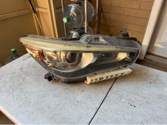 Infiniti Q50 Right Headlight Oem