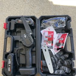 Brand New : Mini Chainsaw Cordless,6-inch