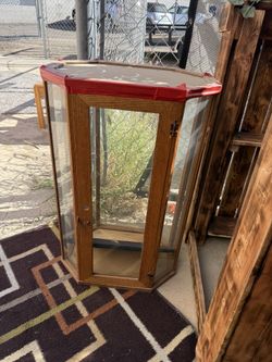 Glass Cabniet