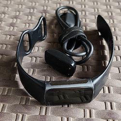 Fitbit Charge 5 Advanced Fitness Tracker