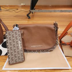 Michael Kors Bag & Wallet Set 