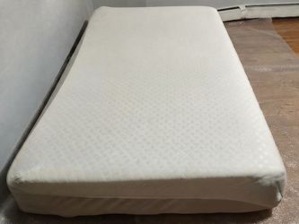 Zinus Cooling Airflow 8" Twin Mattress