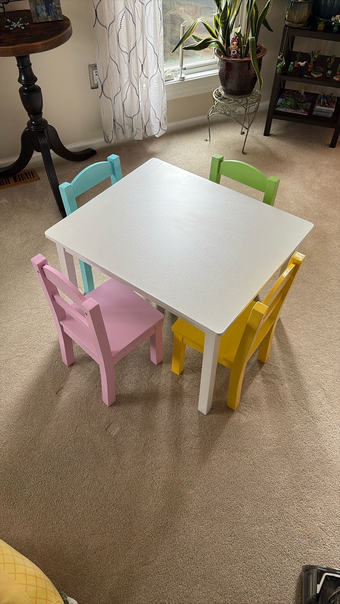 Kids Table