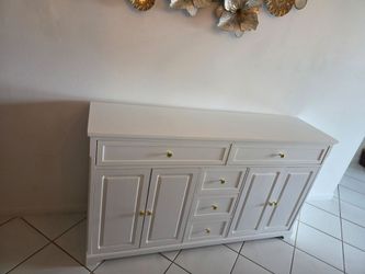 Comoda cajoneros