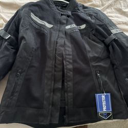 Women’s Medium Motorcycle Jacket