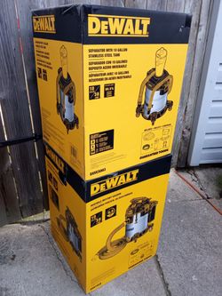 Brand-New DeWalt 10-Gallon Stainless Steel Wet/Dry Vacuum With Accessories And Dust Separator Kit