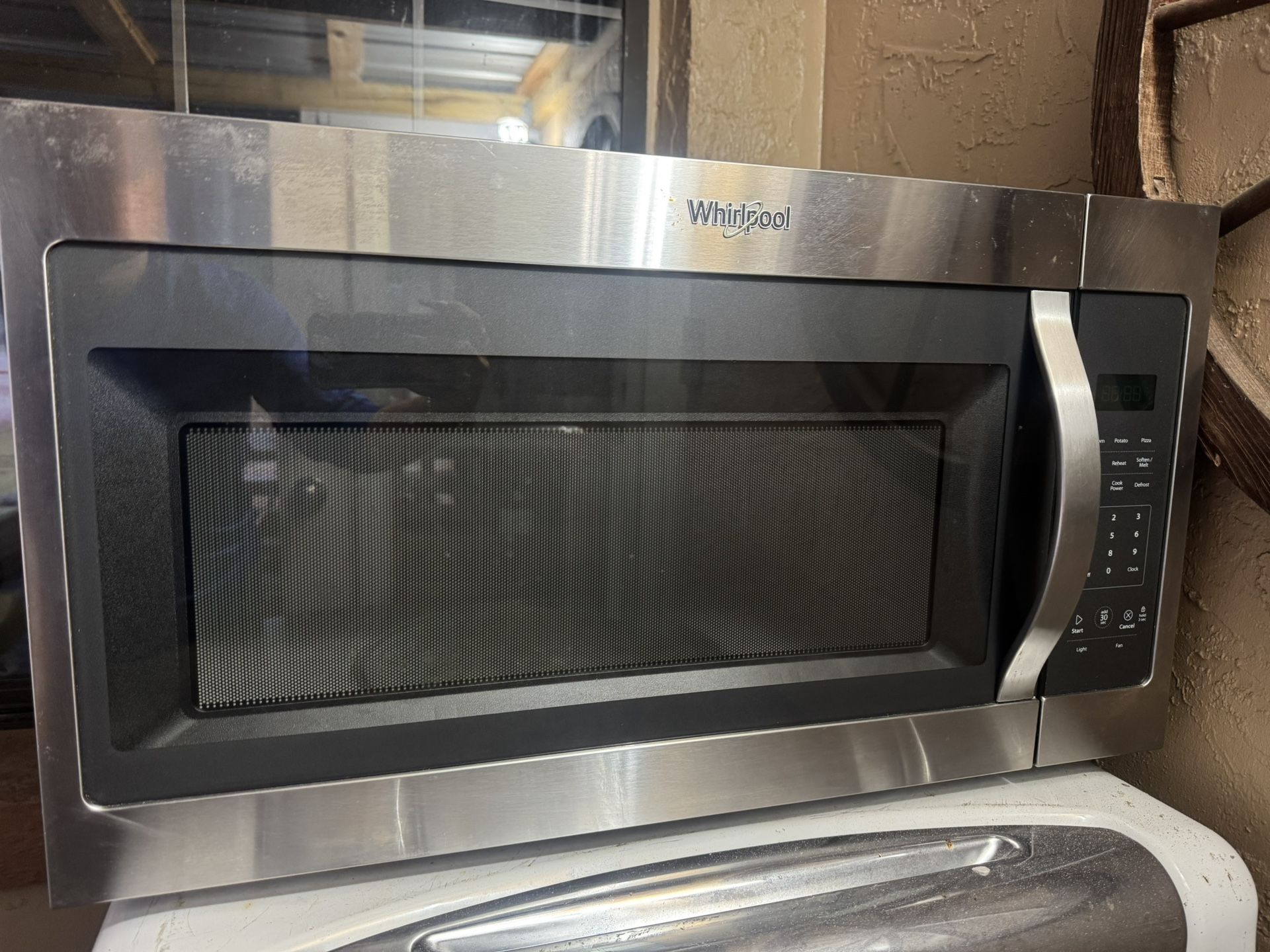 Whirlpool Microwave..