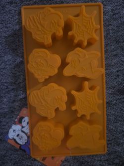 new disney halloween mickey mouse and minnie mouse chocolate silicone candy mold or ice mold for 8 portions