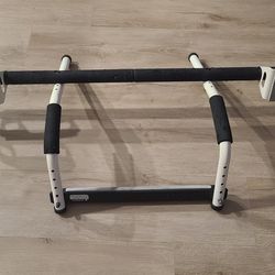Door Frame Pull-Up Bar