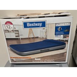 Full Size Air Mattress with Pump Used Twice