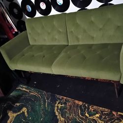 Couch / Futon