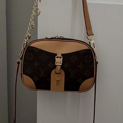 LOUIS VUITTON Monogram Deauville Mini