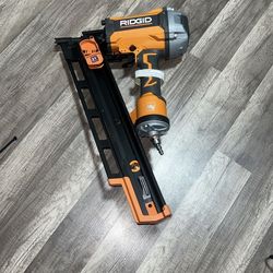 RIDGID 21° FRAMING NAILER