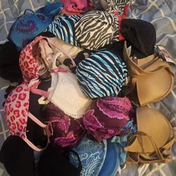 Like NEW Victoria Secret Bras Size 34B, 34C, 36B-$20-40/ea. (I Have More  Different Styles/Designs)