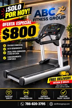 Life Fitness CLST Commercial Treadmill – $800 Today Only