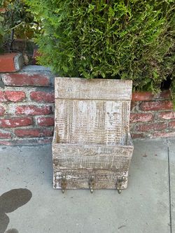 Rustic Wood Wall Organizer Mail Holder with Hooks