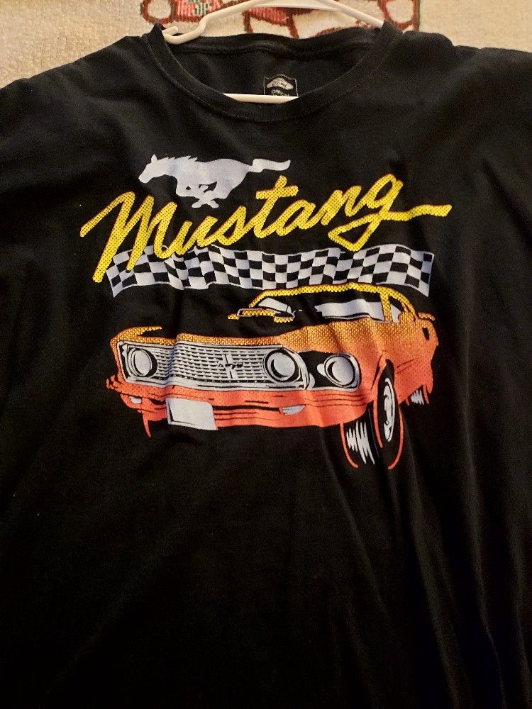 Mustang 3xl Shirt
