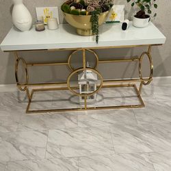 Console table