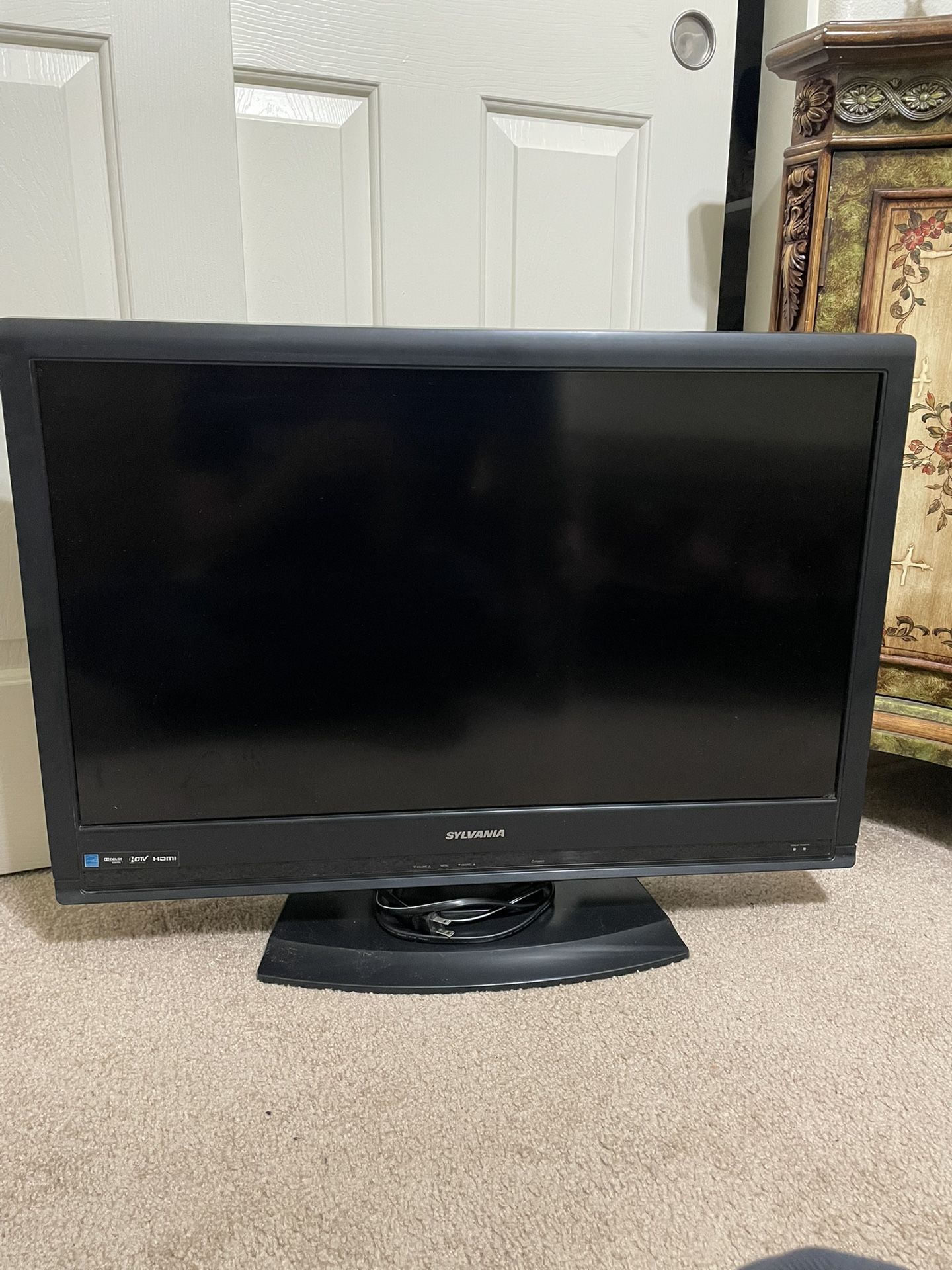SYLVANIA TV 34” Need Gone ASAP!!!